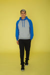 C. HOODIE À CAPUCHEHOODIE À CAPUCHON GRIS ET BLEU EN MOLLETON AVEC LOGO